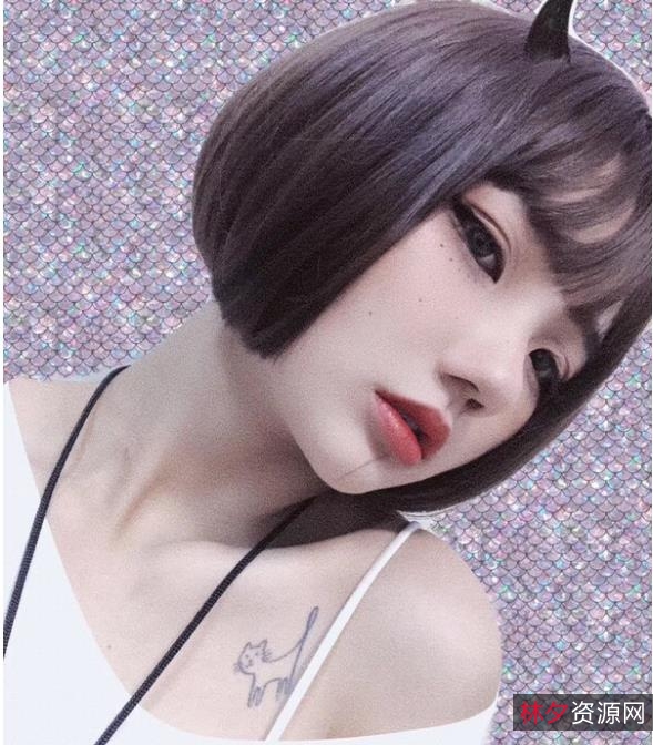 九狐仙抖M狐狸精:高颜值火辣网红,77V-1.5G精彩视频等你来指教!