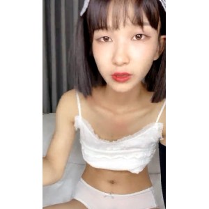 妹子风格的橘子味猫，最新性感视频，只有0.55G！