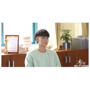 爱情奇幻之旅：才不要和老板谈恋爱