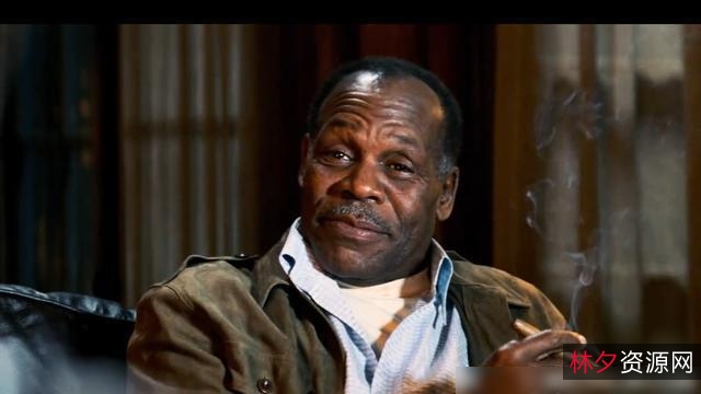 《生死之墙：伊拉克战争的残酷与悲剧性》