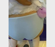 极具诱惑力！火花四射，热血沸腾！喵喵COS卡姆依龙女仆，跪舔shenhou嘴上功夫1V，748M视频资源