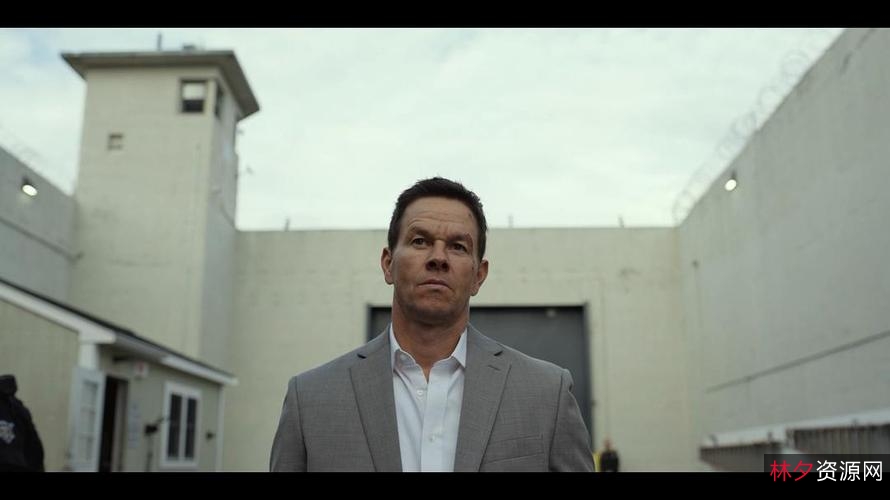 《斯宾塞的机密任务》:精彩剧情,出色表现,继《22英里》、《SeanO’Keefe》之后的又一部惊悚佳作