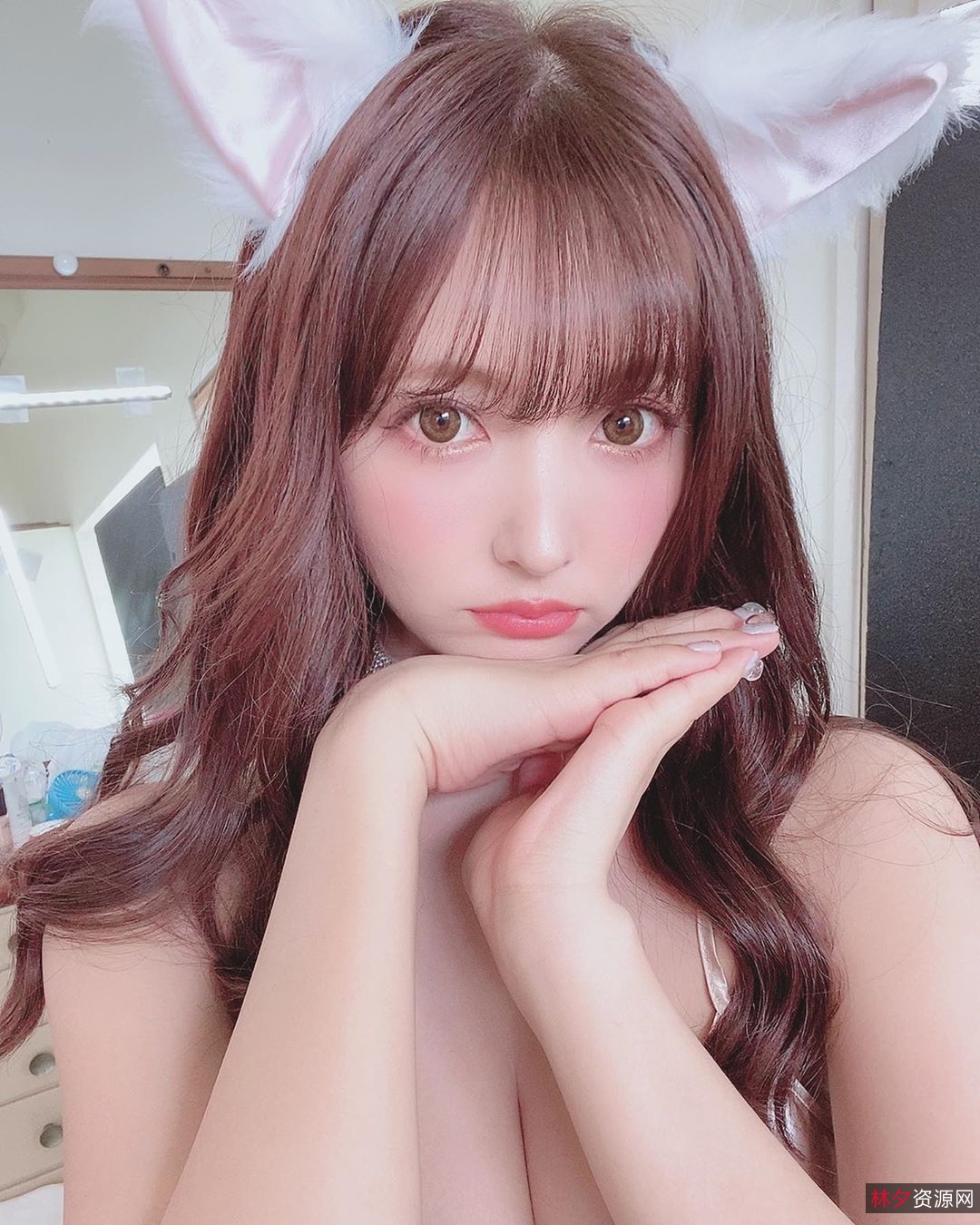 米兰达·阿拉贡的网红风尚:PR社萌汁12三人游21v合集