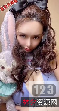 《米兰大坏蛋微博钱枫:细腰翘臀、颜值过人,放飞梦想的女人》