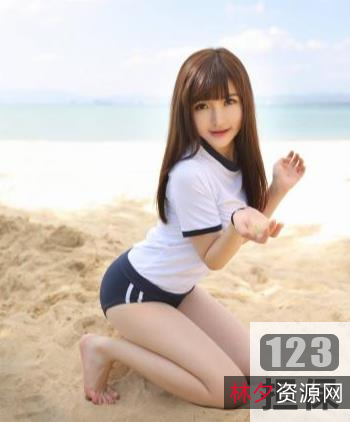 糯米姬：高颜值COSER女学生秀身材，粉嫩自拍稀缺资源