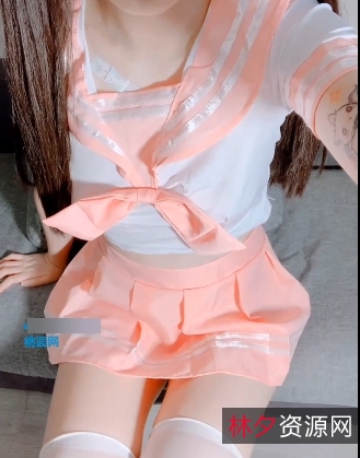 粉色JK：小姐姐妹子经典粉红色服装视频