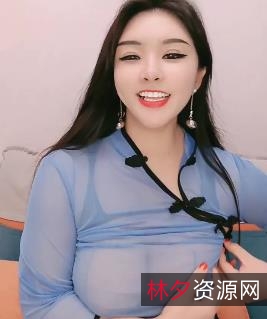 卡戴珊火辣性感礼服：古典美人网红身材惊艳全场