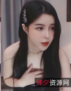 《火热出炉!苏恩绝版合集,高挑秀气、大长腿、性感旗袍,体验苏恩的绝版舞蹈!》