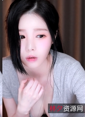 精选商品新款夏季T恤新款夏季T恤：舒适简约风格、百搭休闲装