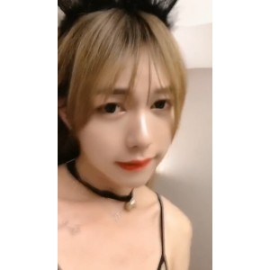 19岁伪娘粥粥：完美身材+萌妹舞蹈，抖音网红热播影片《人妖小怪兽萌妹TS》