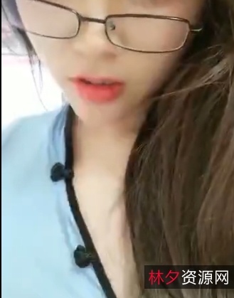 解析YSL定服装务：让你穿出独一无二的个性风格