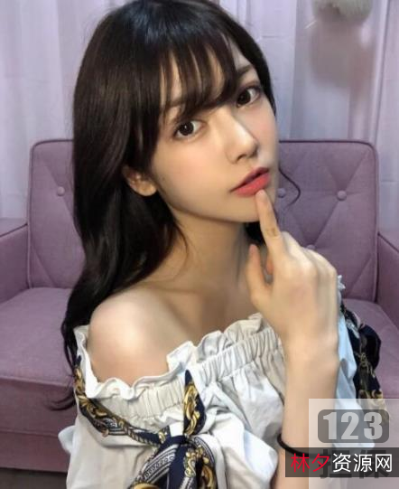 枫花恋4月新作:日本颜值身材获奖老师故事,大胆演绎老年人搭戏