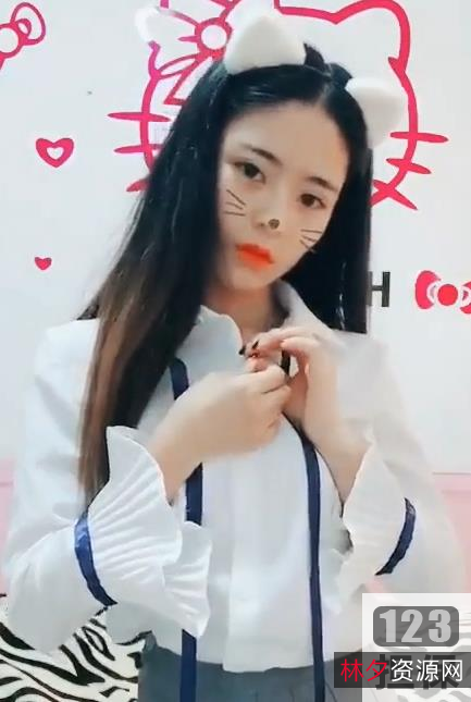 深度发展!网红女神鹿少女:颜值+表演功底+剧情特色,从补习老师到夜班护士,为你奉上精彩表演!