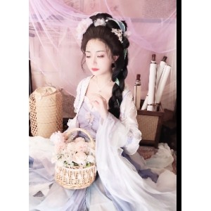 爆机少女喵小吉：古董店人偶，双子，最强冰雪组合，小吉的家政服务，长相思，灼灼其华，72小时，永久链接