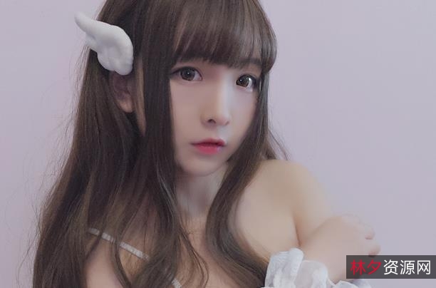 古川Kagura定服装装：斗鱼风格