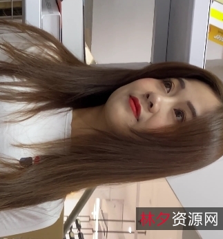 美女穿高跟长腿翘臀皮裤视频,7.68G,百度云