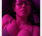 娜美OF车灯59V790M粉丝资源带你探索人间尤物