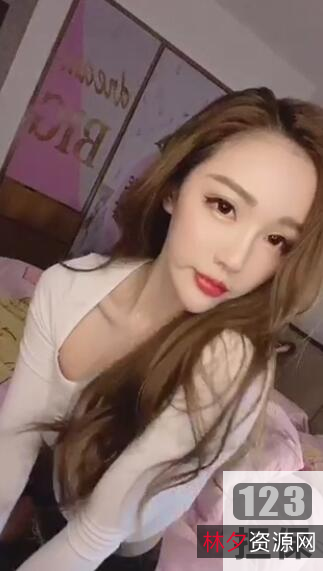 1.网红梦小楠柔妹妹小狮子野餐兔优酱会计姐姐闺蜜跪地系列商品