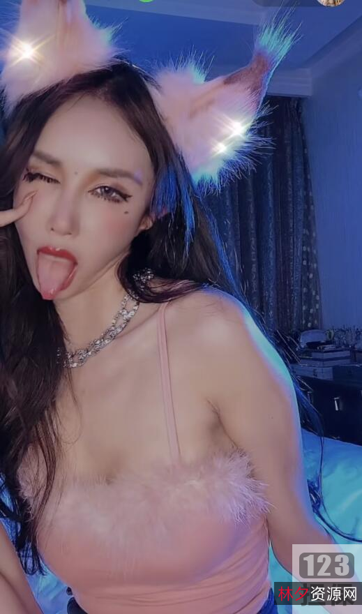 快手孟晓艺粉丝榜一直播间拍卖ID写真视频作品金主工作室COS红睡裙108酱露水TV