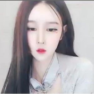 熊猫TV主播杜珊珊定制的24p21v1g紫薇美女土豪下载