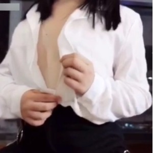 女主播三寸妹子COS服装514MB