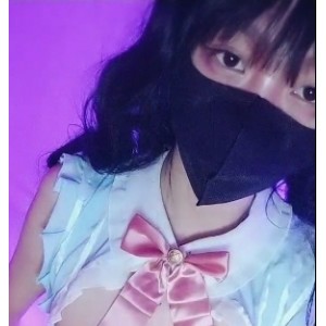 蝙蝠侠头套装扮女同互动小东西1V1四人游700MB百度盘