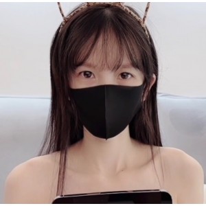 精选光“阴”妹子天花板粉色情人COSPLAY性感野猫舔食美味棒子1V+600m百度盘
