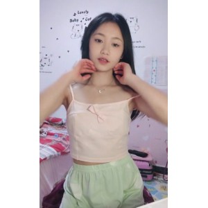 清纯校园妹子家中直播完整版