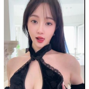 抖音网红欣桐：颜值身材天花板私拍照片作品