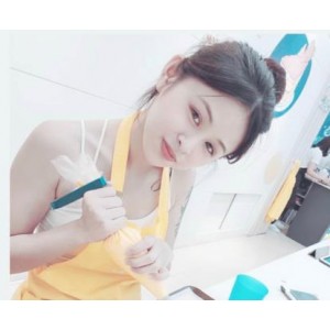 学院美眉P友自拍闯红灯小视频大放送！2.3G超清画面，18段精彩视频+12张精美图片，快来下载观看吧！