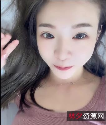 舞蹈系颜值女神小桃子私拍视频，动感舞蹈润眼车灯