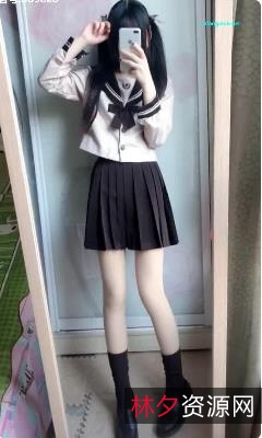 抖音网红晨意野餐兔热舞合集：美腿妹子露脸诱人粉嫩光“阴”