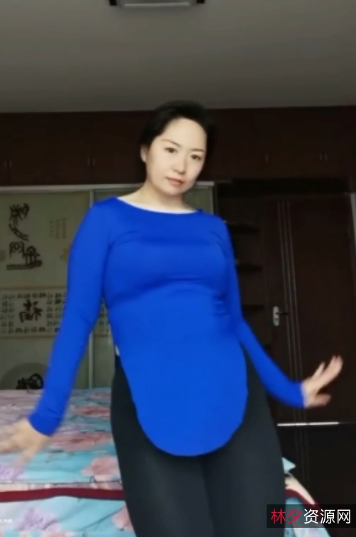 45万粉快手少妇月姐呀自拍8v+296M百度盘