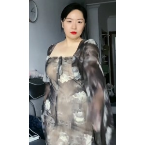 45万粉快手少妇月姐呀自拍8v+296M百度盘