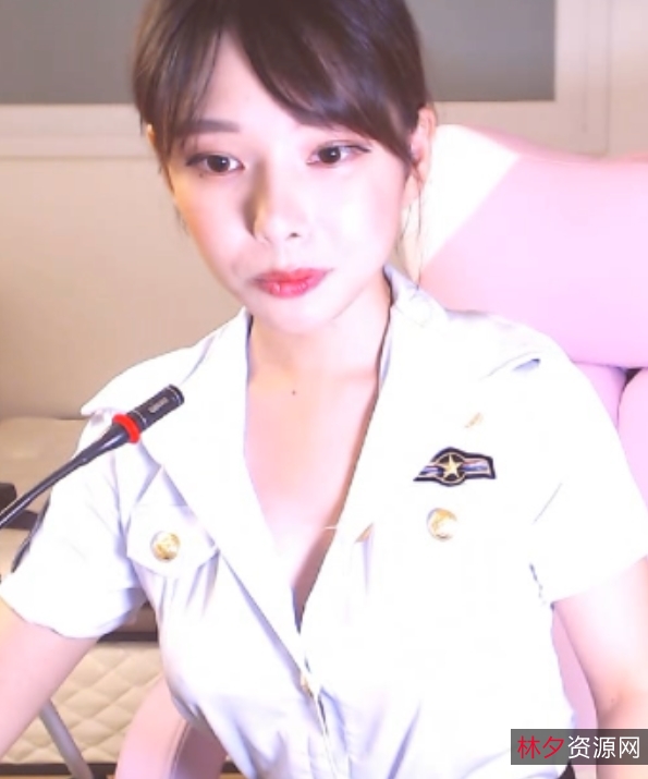 韩国主播鹿小姐deer98视频总大小55.9GB，184个视频补在网络世界中，有一位备受瞩目的韩国主播，她被称为鹿小姐，网名为deer98。鹿小姐以独特的风格和内容吸引了大量粉丝的关注。尽管起初对她并不感兴趣，但她的直播内容却让人欲罢不能。//...existingcode...鹿小姐的视频总数达到了184个，总大小高达55.9GB。这些视频涵盖了各种不同的主题和内容，让观众们可以从多个角度了解她