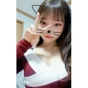 韩国主播鹿小姐deer98视频总大小55.9GB，184个视频补在网络世界中，有一位备受瞩目的韩国主播，她被称为鹿小姐，网名为deer98。鹿小姐以独特的风格和内容吸引了大量粉丝的关注。尽管起初对她并不感兴趣，但她的直播内容却让人欲罢不能。//...existingcode...鹿小姐的视频总数达到了184个，总大小高达55.9GB。这些视频涵盖了各种不同的主题和内容，让观众们可以从多个角度了解她