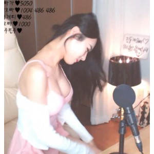 女神级韩国女主播韩宝贝516.8g在百度搜索中，有一位备受瞩目的女神级韩国女主播，她被称为韩宝贝，拥有令人瞩目的516.8g的关注量。这位主播的视频收藏量高达113，而且在百度上可以单独下载，尺度一般，按需下载。