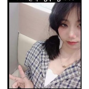 清原创收费群资源：八月新档，两个女主自拍3.7G视频，眼罩女仆装惹人喜爱
