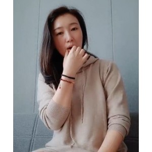 “疯狂抖音美女：尺度内部作死，压缩永久链接，失效不补”