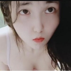 可爱妹子xiaoe自拍合集52V9.2G，超严重X瘾症，脸打码，故事加持