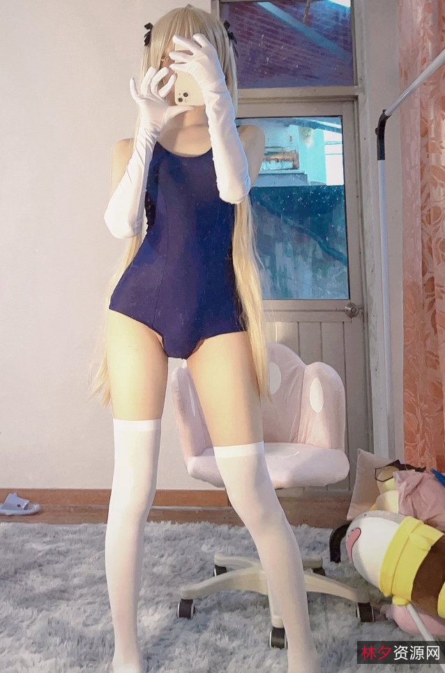 推特伪娘口味重味酒玖whimpercat全合集22V600P8.5G，半遮脸身材棒