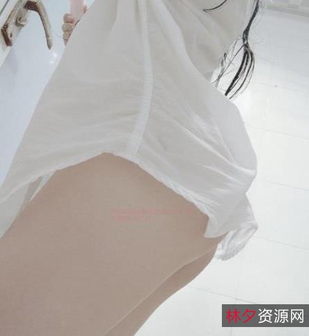 微博搔货花狸追校服灰丝精选合集27V1.9G，绅士们的心动瞬间