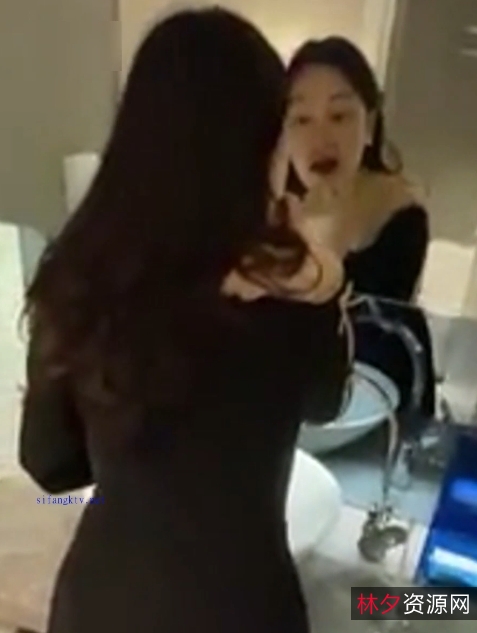 百度熟女蓝阿姨与年轻男友视频合集12部6.1G,收藏ED2K