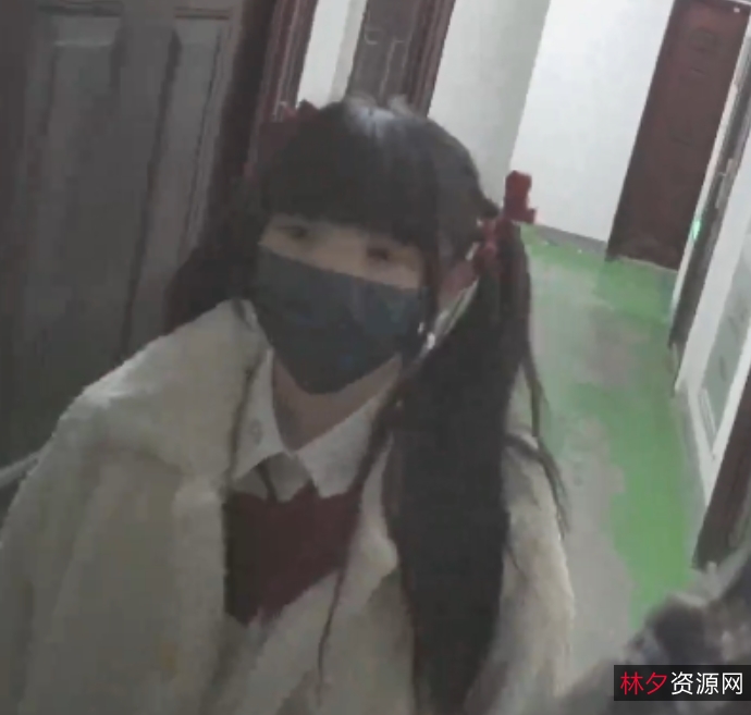 推特山楂树妹子高清合集3部200M劲爆