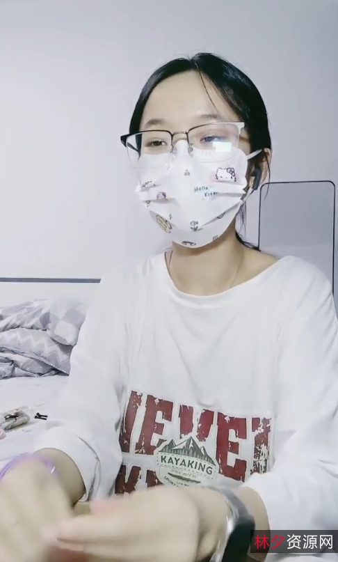 自录嫩星星二场洗澡合集2部5.59G