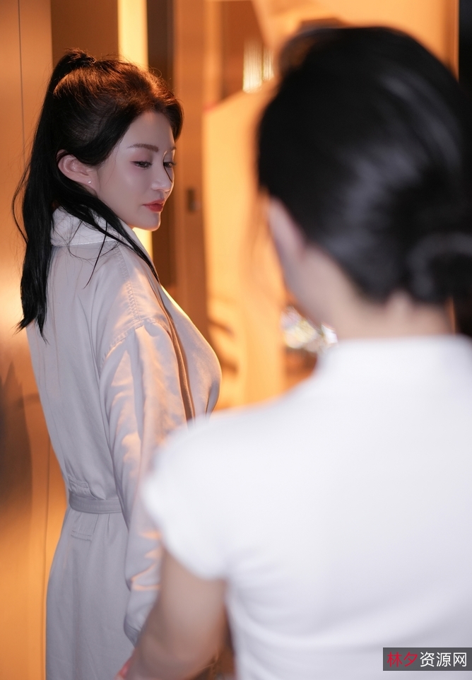 私藏谭小灵绝密私房照视频16部13G