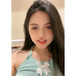 微信小辰吾妮直播聊天福利5部6.9G，学生妹清纯有尺度