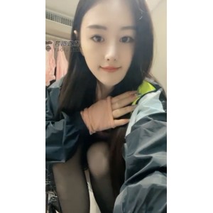 百度盘41人套路直播第一视角红绿灯绿帽羞辱指教合集415部126G，内容丰富多样