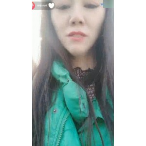 女老板格格熟女私密视频50V32G浴室篇