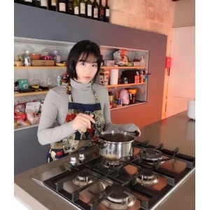 网盘香蕉妹Obokozu御姐合集25部505G珍藏版